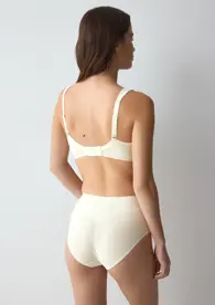 BMU ILLUSION CURVE
