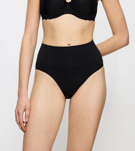 TRIUMPH SOFT SCULPT in BLACK