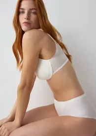TRIUMPH SHAPE SMART