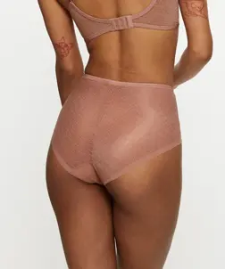 TRIUMPH SIGNATURE SHEER