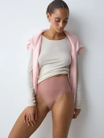 TRIUMPH SOFT SCULPT