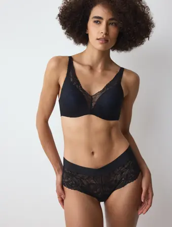 BODY MAKE-UP ILLUSION LACE