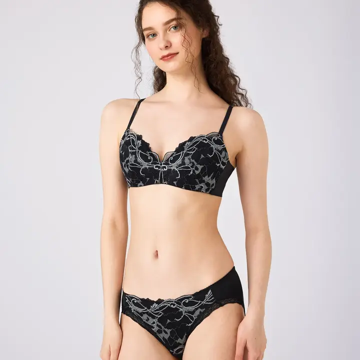 優々ブラ640 レギュラーショーツ, ブラック, model image number 1