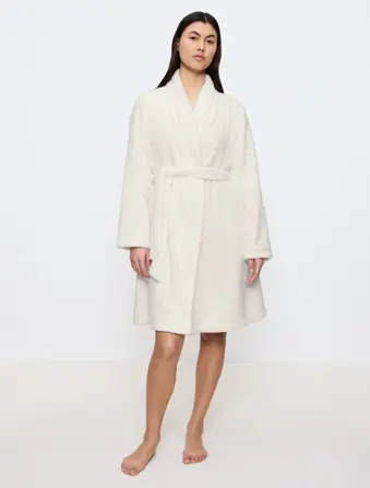 ROBES