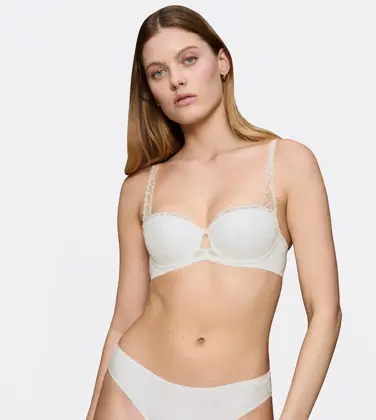 BODY MAKE-UP ILLUSION LACE