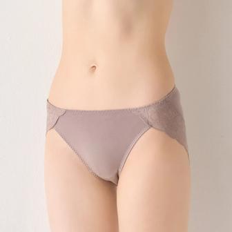 SO SOFT7230 レギュラーショーツ, ブラウン, model image number 0