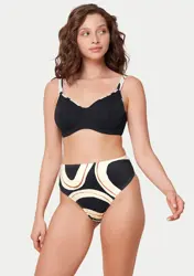 SUMMER ALLURE