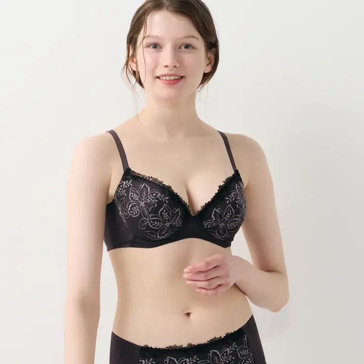 ゴールドレーベル バイ トリンプ4009 ブラジャー, ブラック, model image number 0