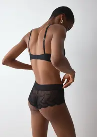 LOVE IN LACE