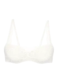 BODY MAKE-UP ILLUSION LACE