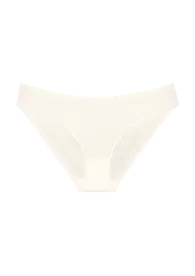 TRIUMPH SIGNATURE SHEER