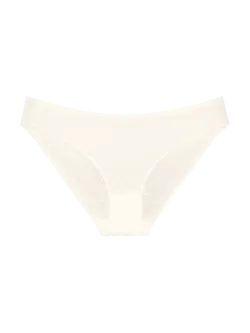 TRIUMPH SIGNATURE SHEER