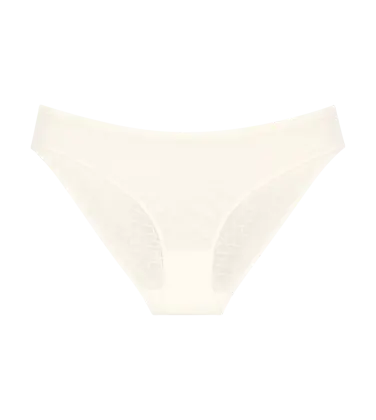 TRIUMPH SIGNATURE SHEER