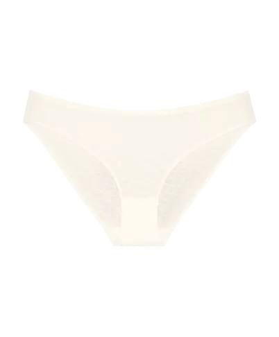 TRIUMPH SIGNATURE SHEER