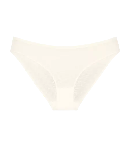 TRIUMPH SIGNATURE SHEER