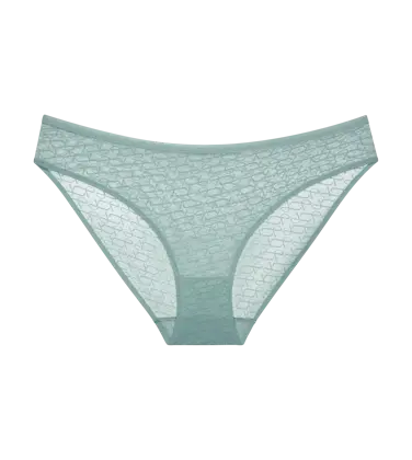TRIUMPH SIGNATURE SHEER