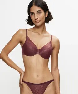 TRIUMPH SIGNATURE SHEER