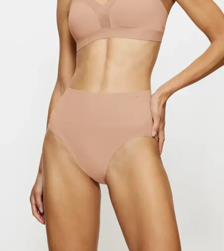 TRIUMPH SOFT SCULPT