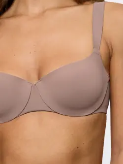 BODY MAKE-UP ILLUSION