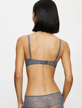 SENSUAL SPOTLIGHT