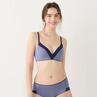 スロギー ワオ エンブレイス ノンワイヤーブラジャー HU【一部カラーSALE】, , model image number 3