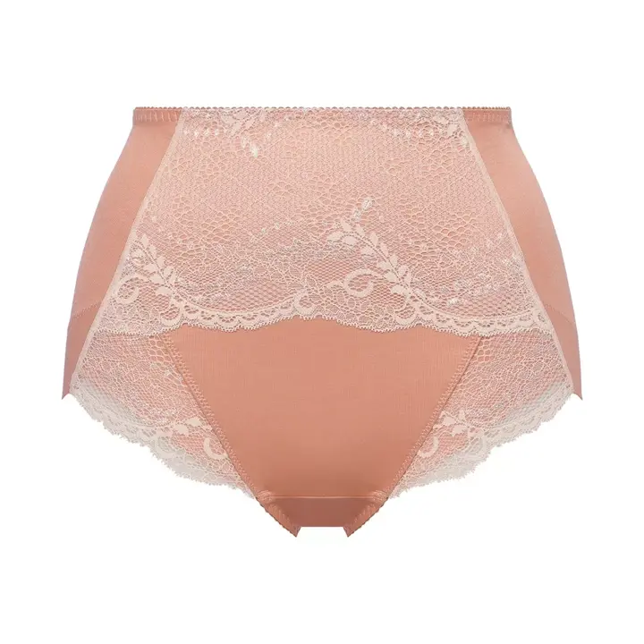 【SALE】トリンプ プレミアム ゴールドレーベル4002 はきこみ深めショーツ, ベージュ, product image number 0