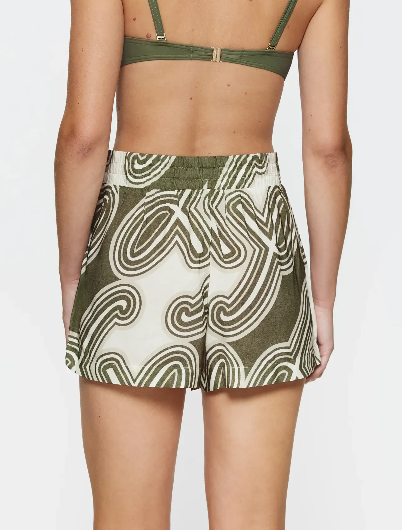BEACH MYWEAR