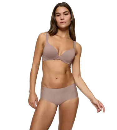 BODY MAKE-UP ILLUSION