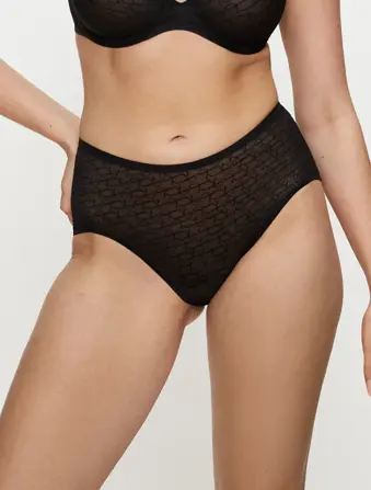 TRIUMPH SIGNATURE SHEER
