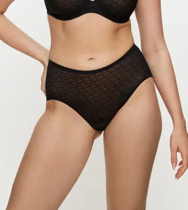 TRIUMPH SIGNATURE SHEER