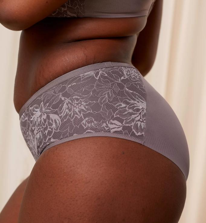 20 Smooth Moves to Charm the Panties Off a Girl