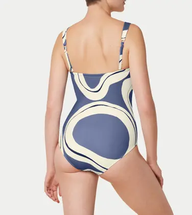 SUMMER ALLURE