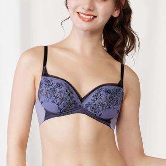 【SALE】天使のブラ(R) 魔法のハリ感597 ノンワイヤーブラジャー, パープル, model