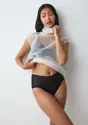TRIUMPH SIGNATURE SHEER