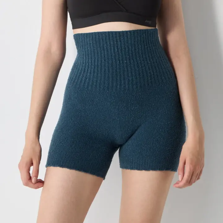 スロギー ホイップタッチ 2分丈ニットパンツ【一部カラーSALE】, グリーン, model image number 0