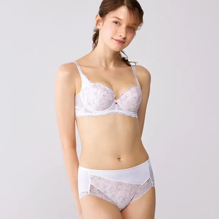 フロラーレ バイ トリンプ121 はきこみ深めショーツ 40%OFF
