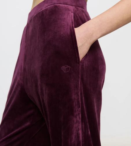 SENSUAL VELOUR in VIOLETT