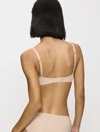 BODY MAKE-UP ESSENTIALS