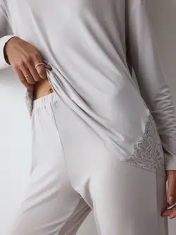 TIMELESS SENSUALITY