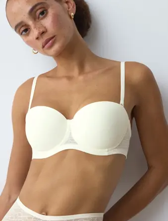 TRIUMPH SIGNATURE SHEER