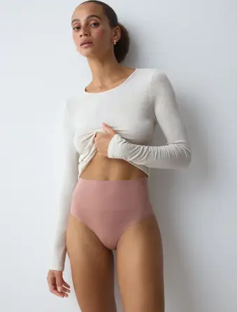 TRIUMPH SOFT SCULPT