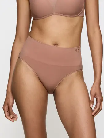 TRIUMPH SOFT SCULPT