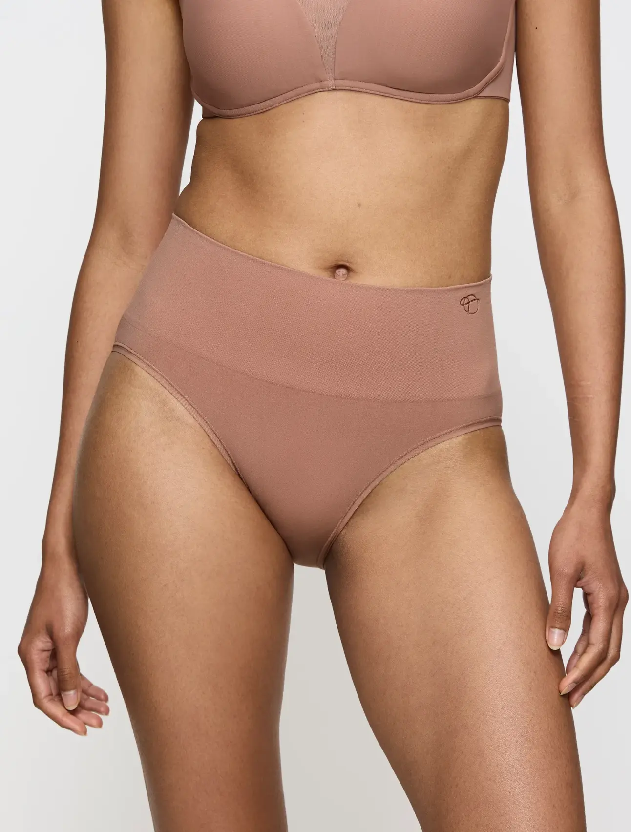 TRIUMPH SOFT SCULPT