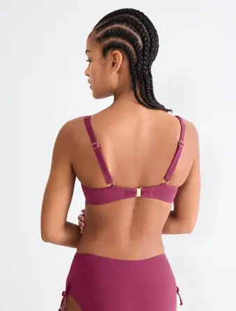 SUMMER ALLURE