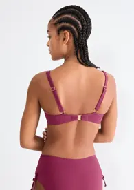 SUMMER ALLURE