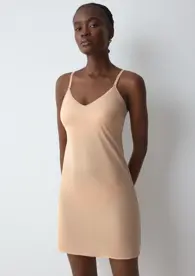 BODY MAKE-UP