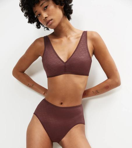 TRIUMPH SIGNATURE SHEER in VIOLET