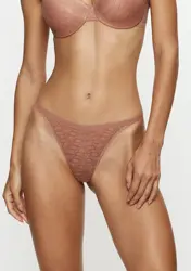 TRIUMPH SIGNATURE SHEER