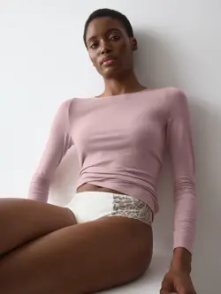 PRETTY MODAL