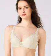 ゴールドレーベル バイ トリンプ4007 ブラジャー(パッドなし), ホワイト, model image number 0